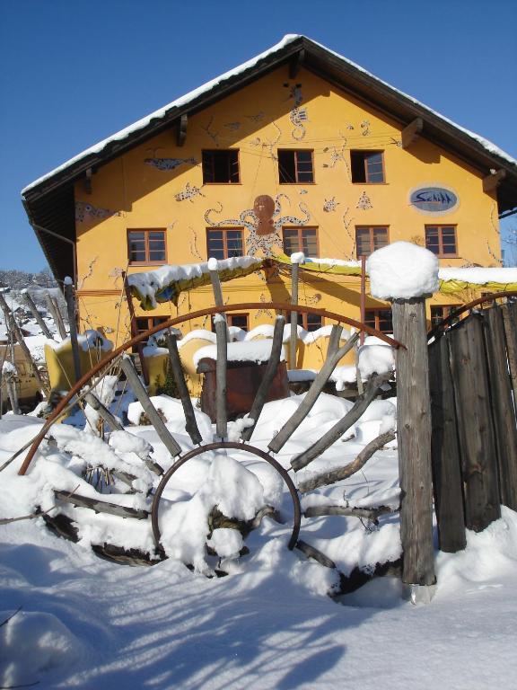 Schiff Bihlerdorf - Hostel Kültér fotó