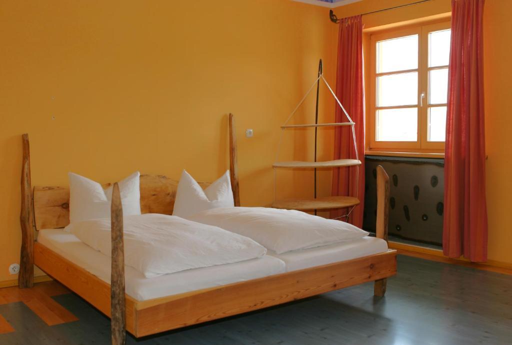 Schiff Bihlerdorf - Hostel Szoba fotó